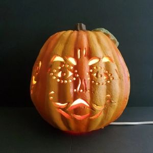 Happy Halloween! 🎃 Vtg 90s Lustre Fame Spooky Electric Pumpkin
